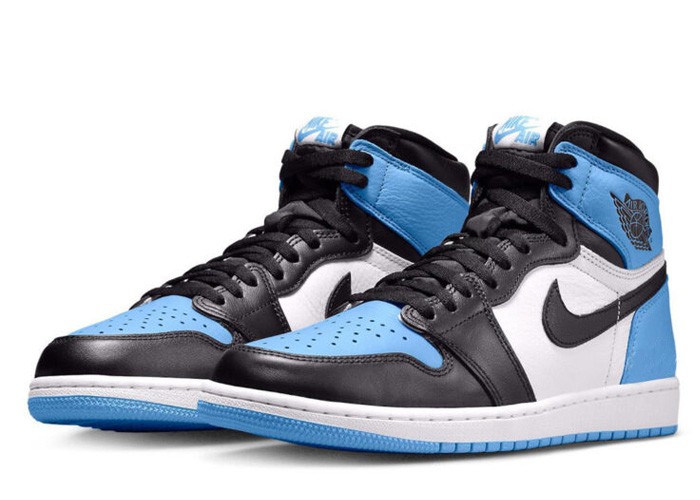 Air Jordan 1 High OG “University Blue” - DZ5485-400