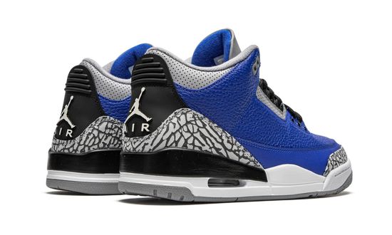 Air Jordans 3 Retro OG ‘Royal Cement’ CT8532-400