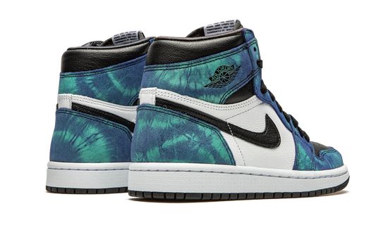 Air Jordan 1 High “Tie-Dye” 822949-106